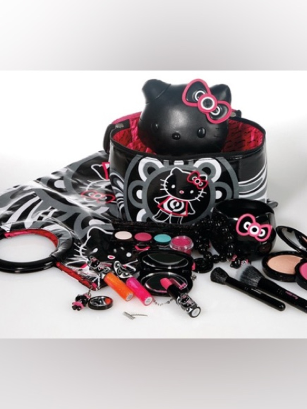 Rare Hello Kitty Mac Makeup Bag - Picture 5 of 12